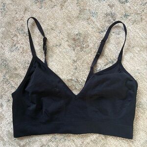 Athleta Black Women's Sports Bra Medium